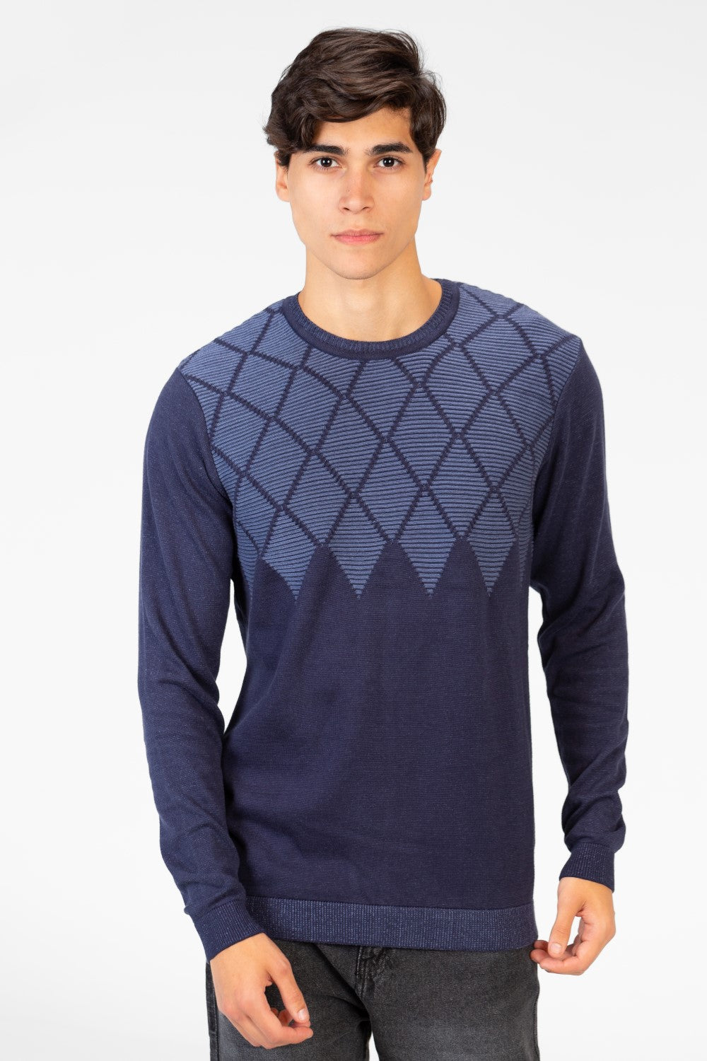 Men's Round Neck Jakar Pullover In Cotton Material
