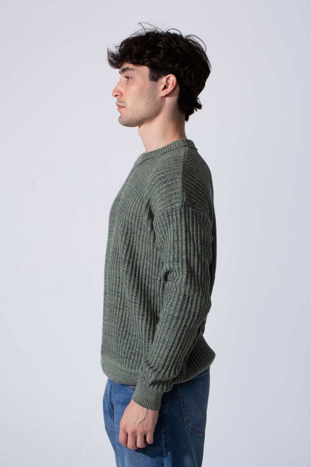 Men's Slim Fit Jakar Cotton Pullover With A Round Neck And Long Sleeves