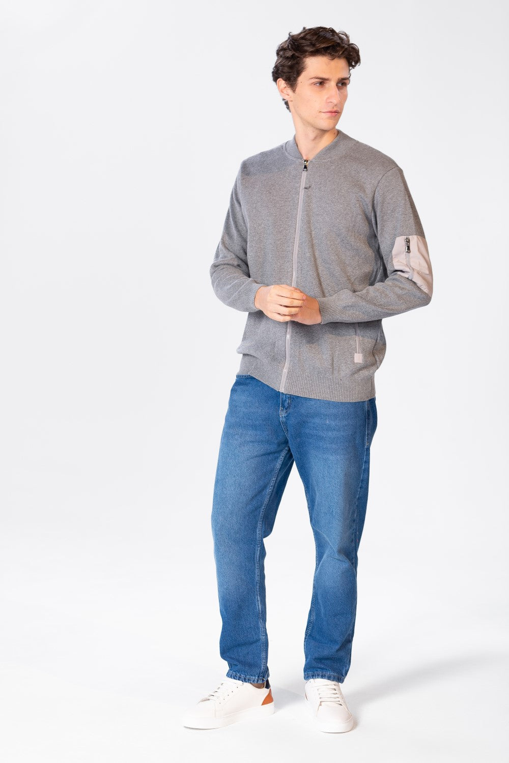 Men's Font Zipper Round Collar Pullover In Cotton