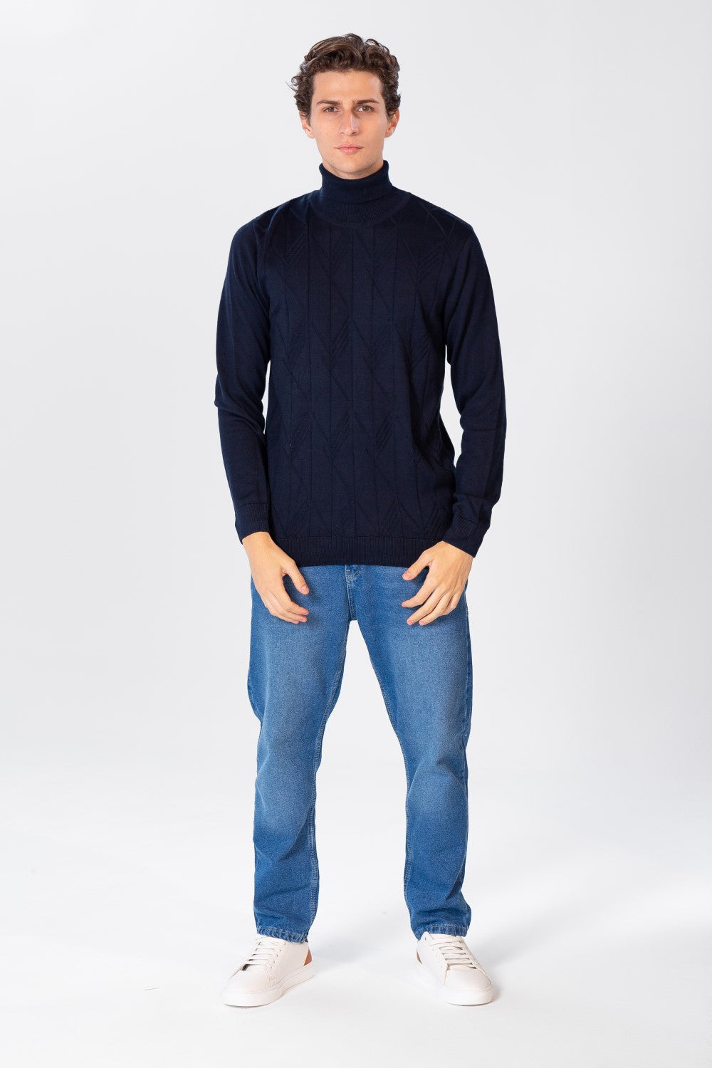 Men's Basic Pullover With High Collar And Long Sleeves
