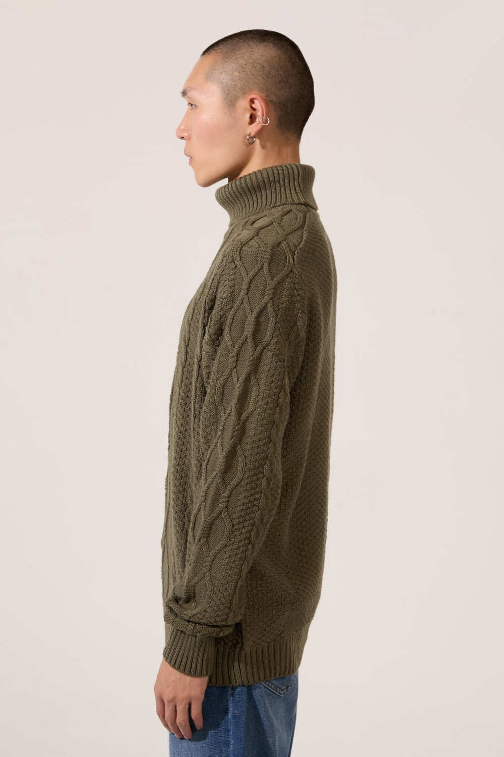 Men's Slim Fit Long Sleeve Knitted Pullover Sweater With High Quality Breathable Fabric