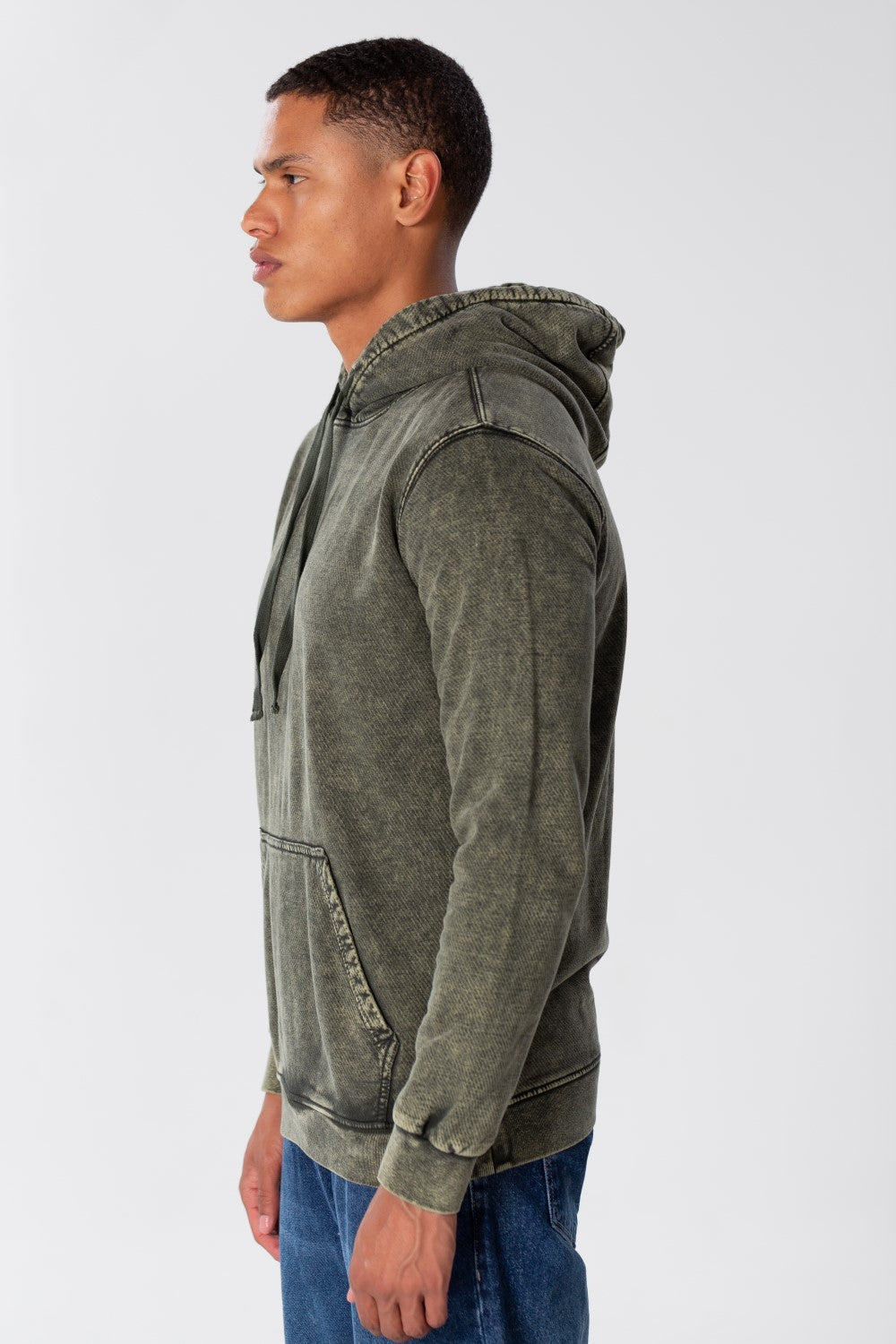 Men's Basic Hood Sweatshirt With Long Sleeves