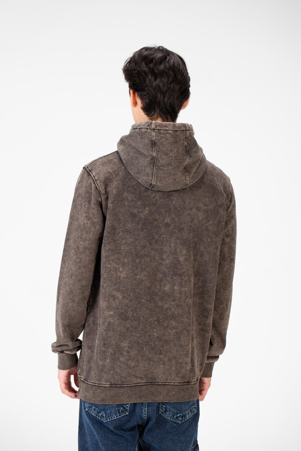 Men's Washed Hooded Sweatshirt With A Modern Pocket