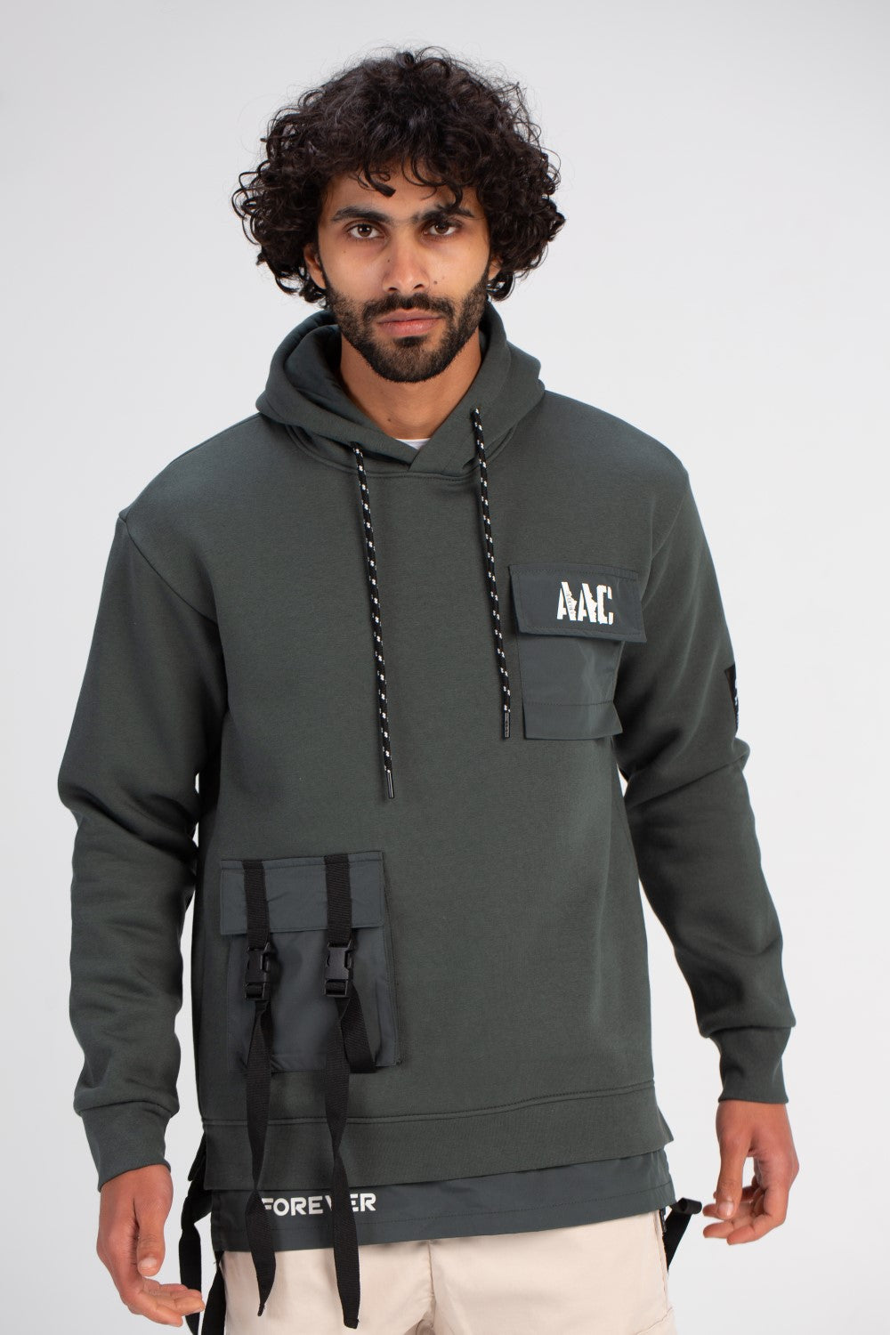 سويت شيرت هودي مبطن مع جيب أمامي وكابيشوه رجالي