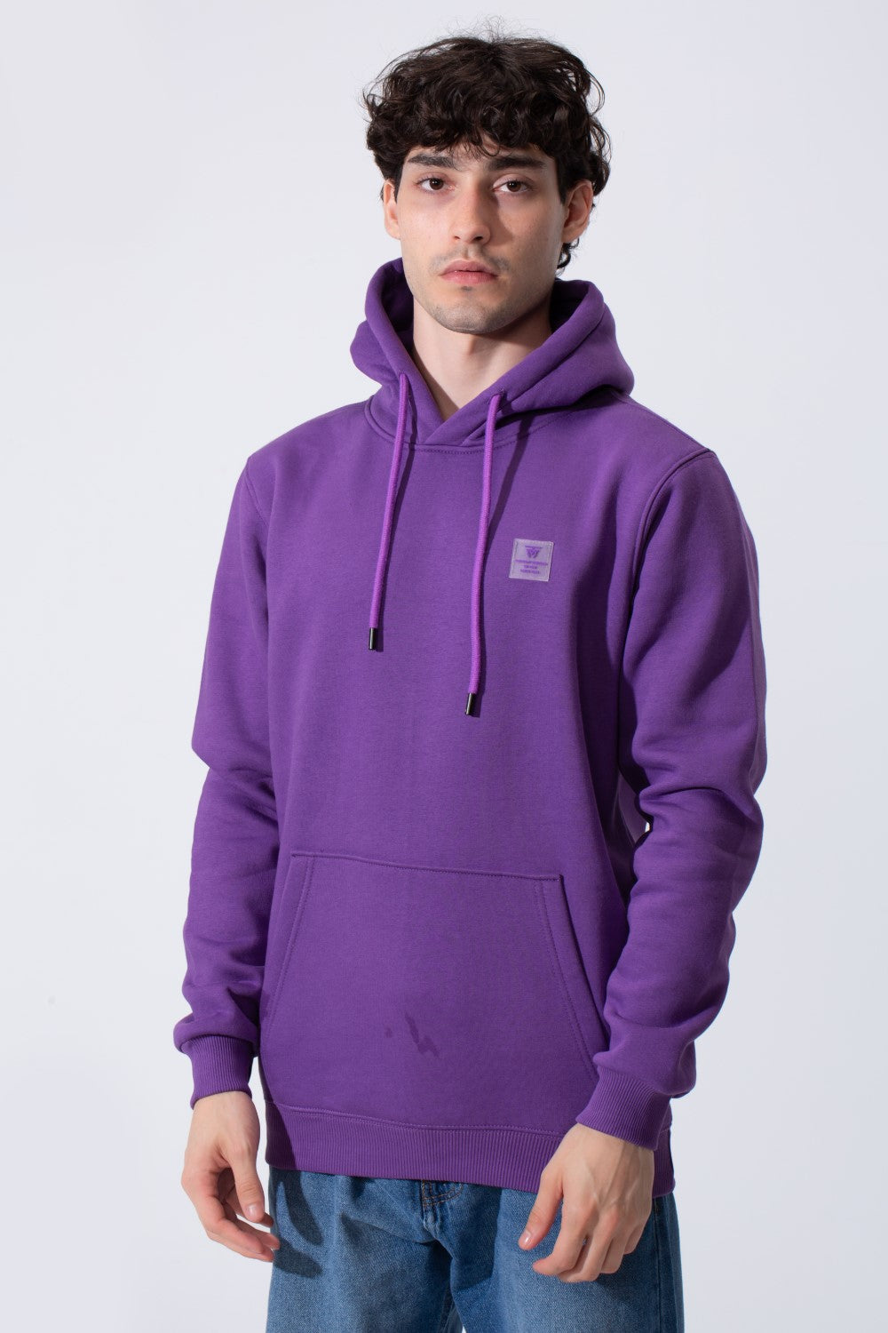 Men's Slim Fit Hoodie Sweatshirt With A Front Kangaroo Pocket