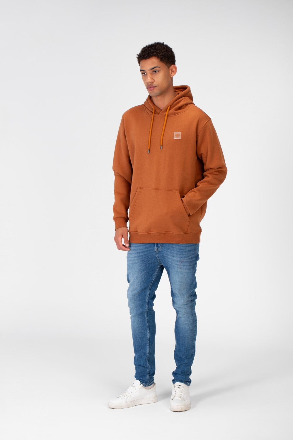Men's Basic Plain Hoodie Sweatshirt With Pocket And Tomato Badge On The Front