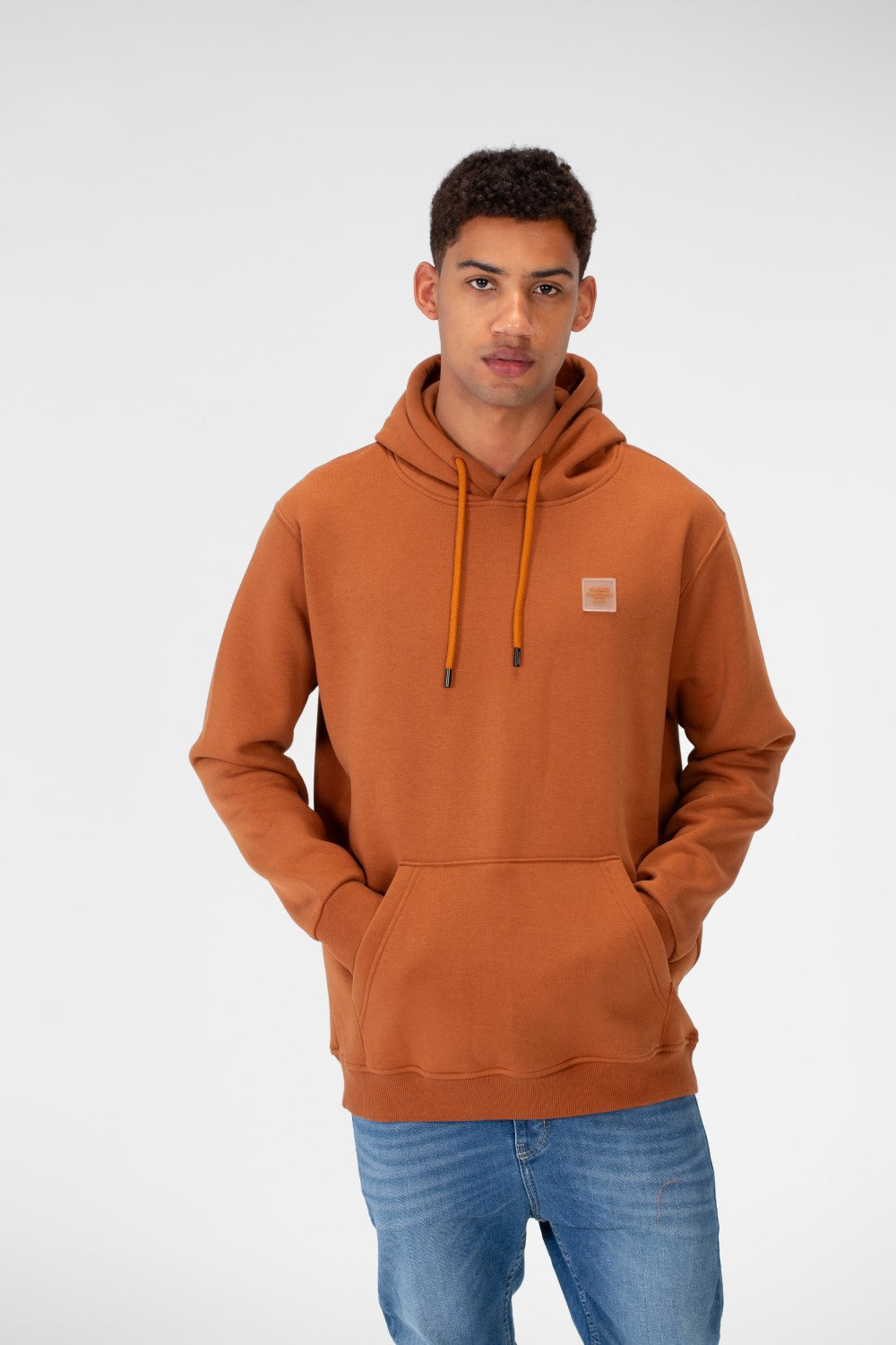 Men's Basic Plain Hoodie Sweatshirt With Pocket And Tomato Badge On The Front