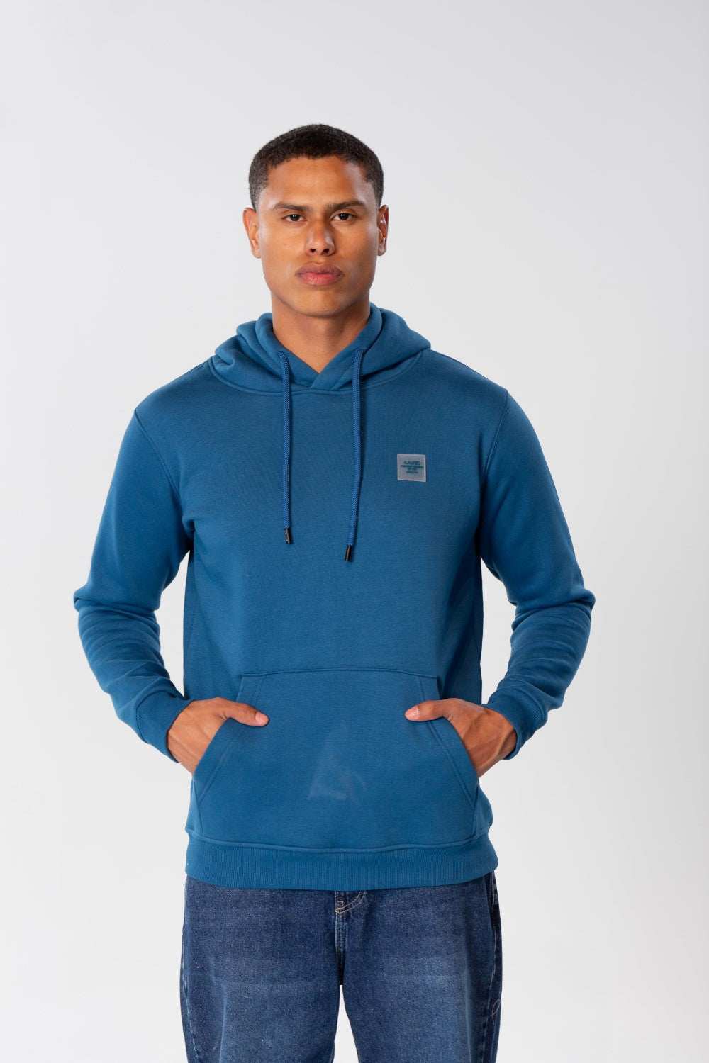 Men's Basic Plain Hoodie Sweatshirt With Pocket And Tomato Badge On The Front