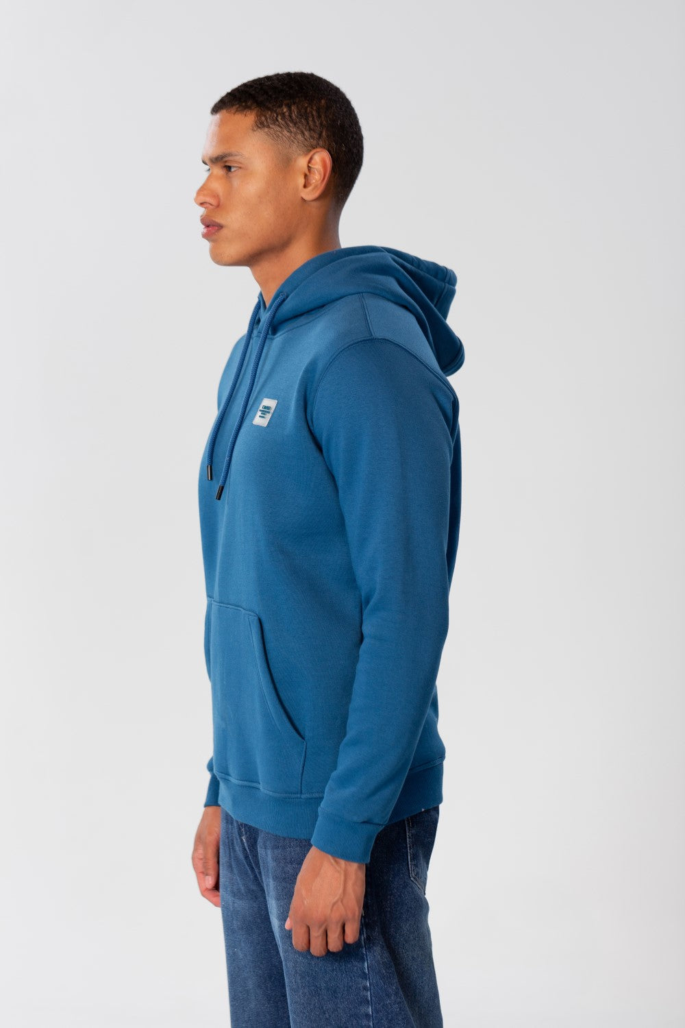 Men's Basic Plain Hoodie Sweatshirt With Pocket And Tomato Badge On The Front