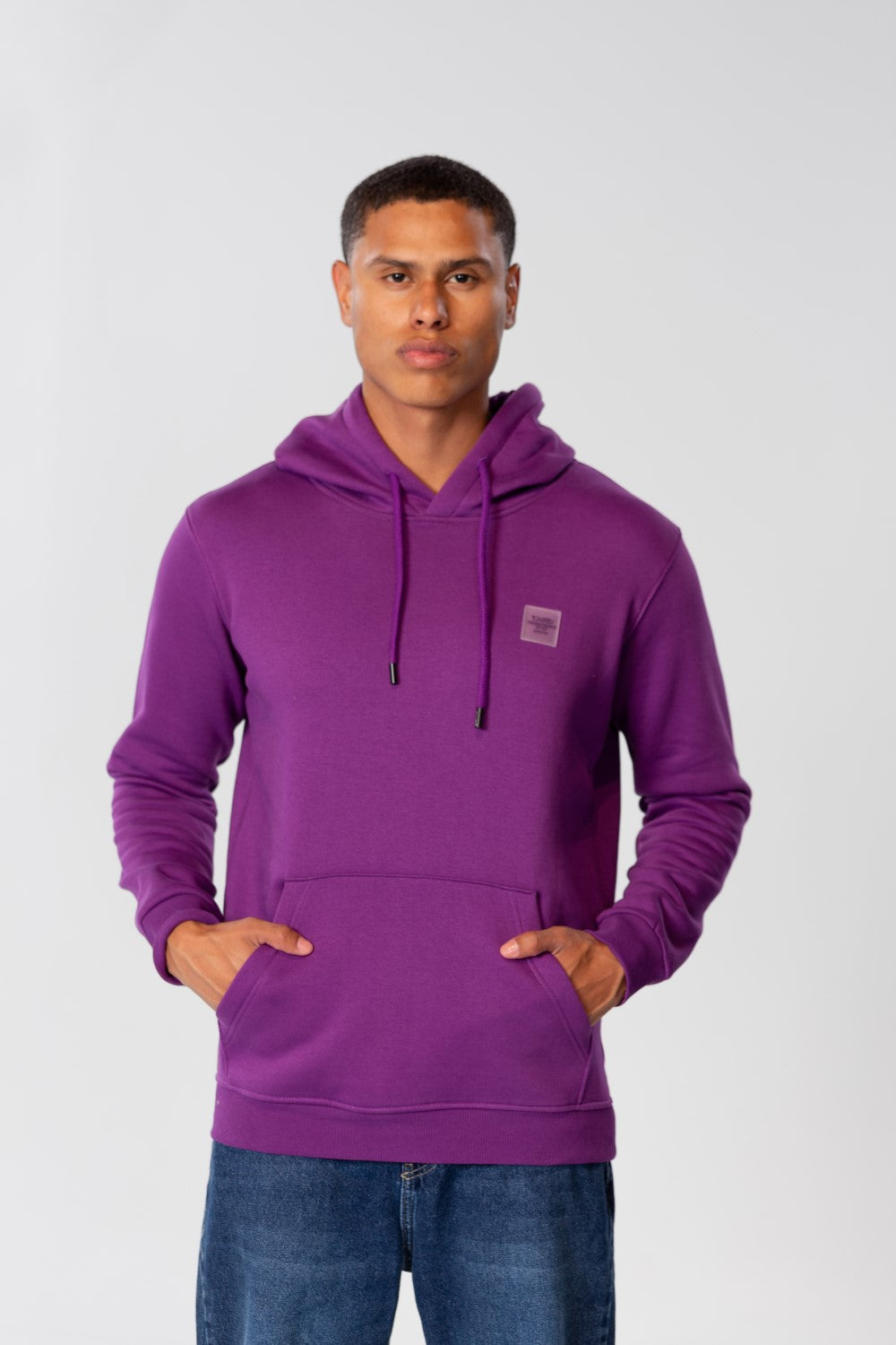 Men's Basic Plain Hoodie Sweatshirt With Pocket And Tomato Badge On The Front