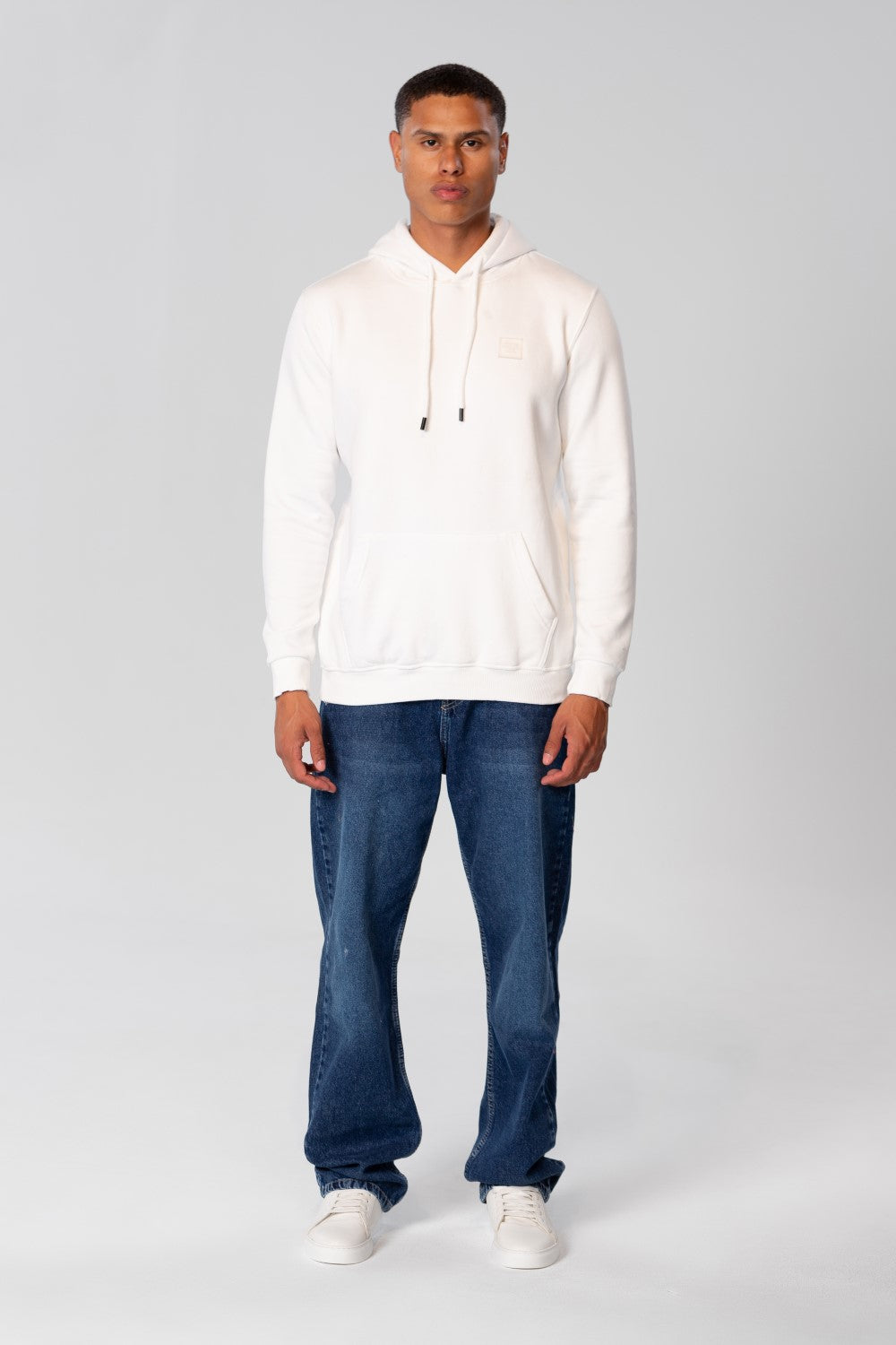 Men's Basic Plain Hoodie Sweatshirt With Pocket And Tomato Badge On The Front