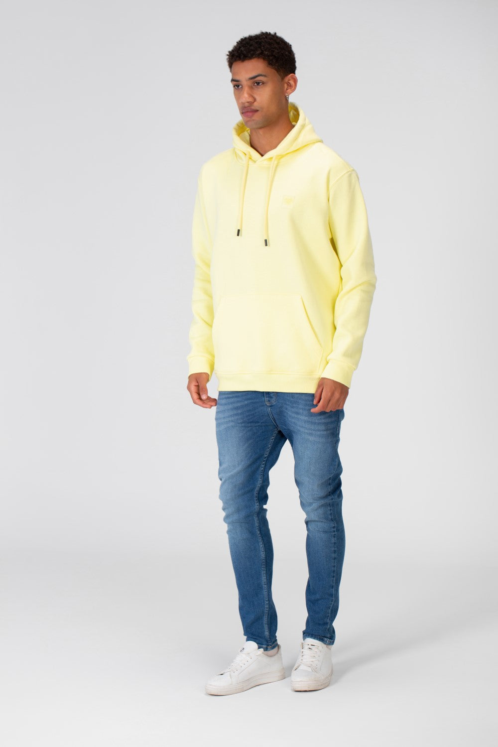 Men's Basic Plain Hoodie Sweatshirt With Pocket And Tomato Badge On The Front