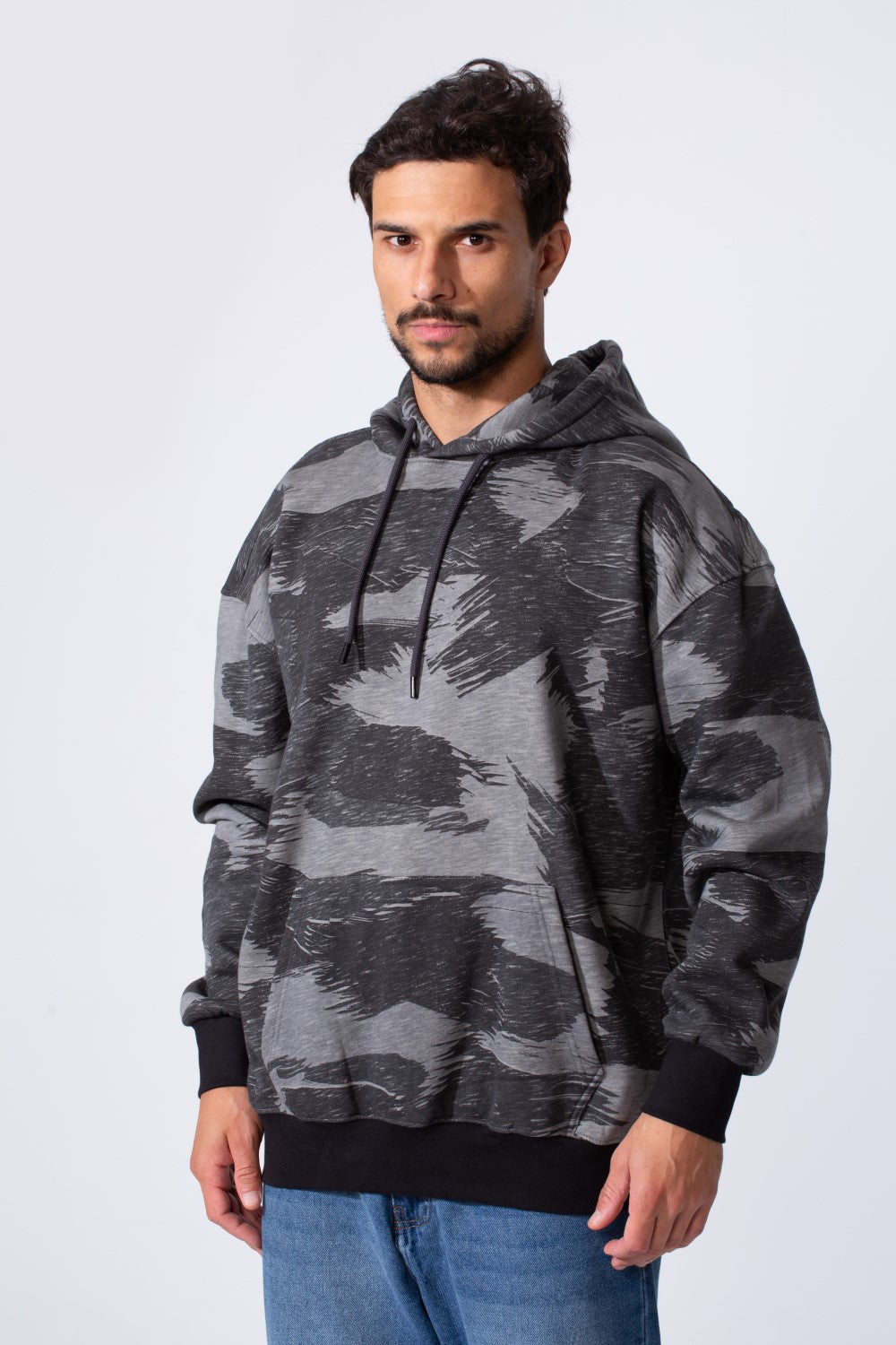 Men's Camo Melton Regular Fit Hooded Long Sleeves Sweatshirt