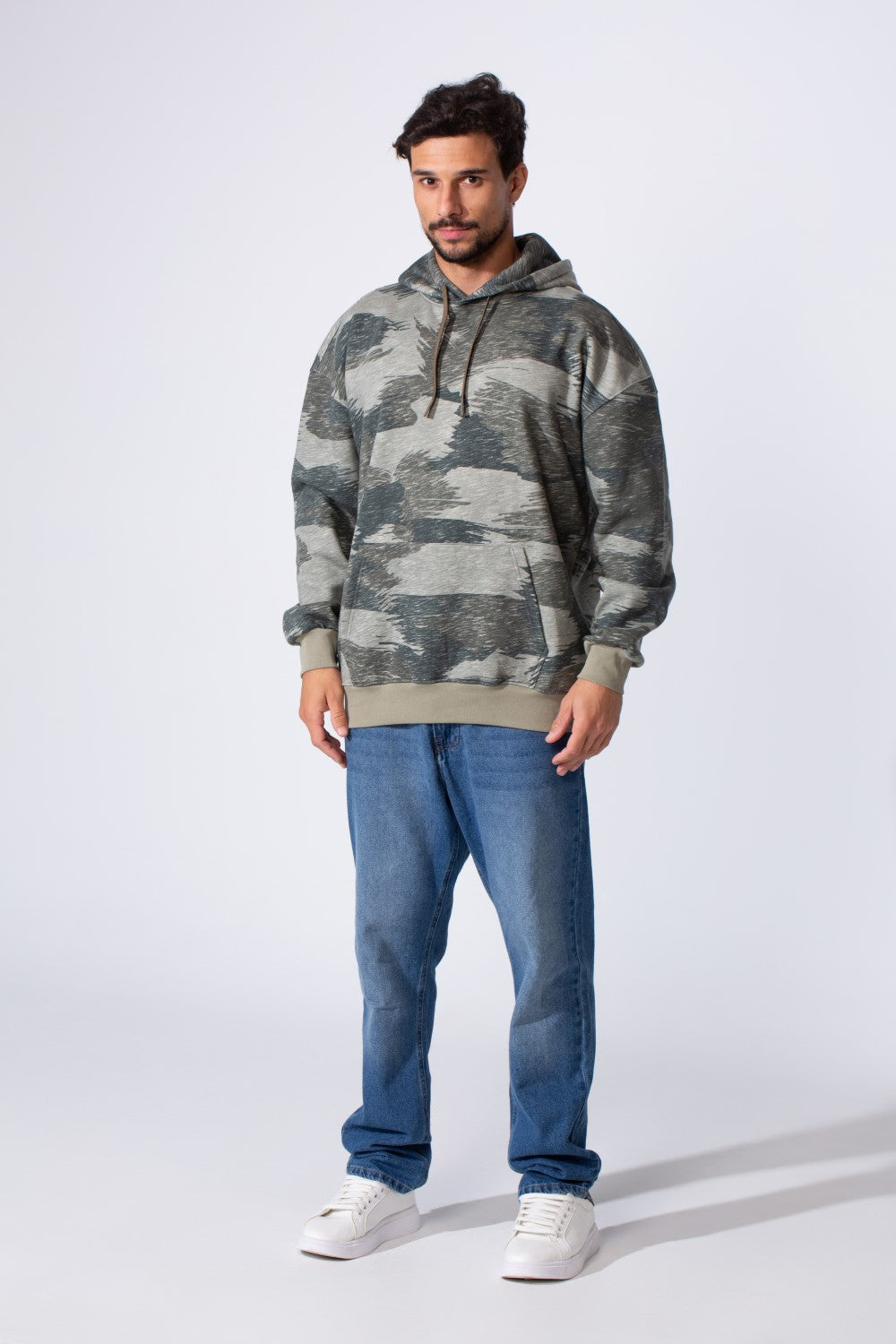 Men's Camo Melton Regular Fit Hooded Long Sleeves Sweatshirt