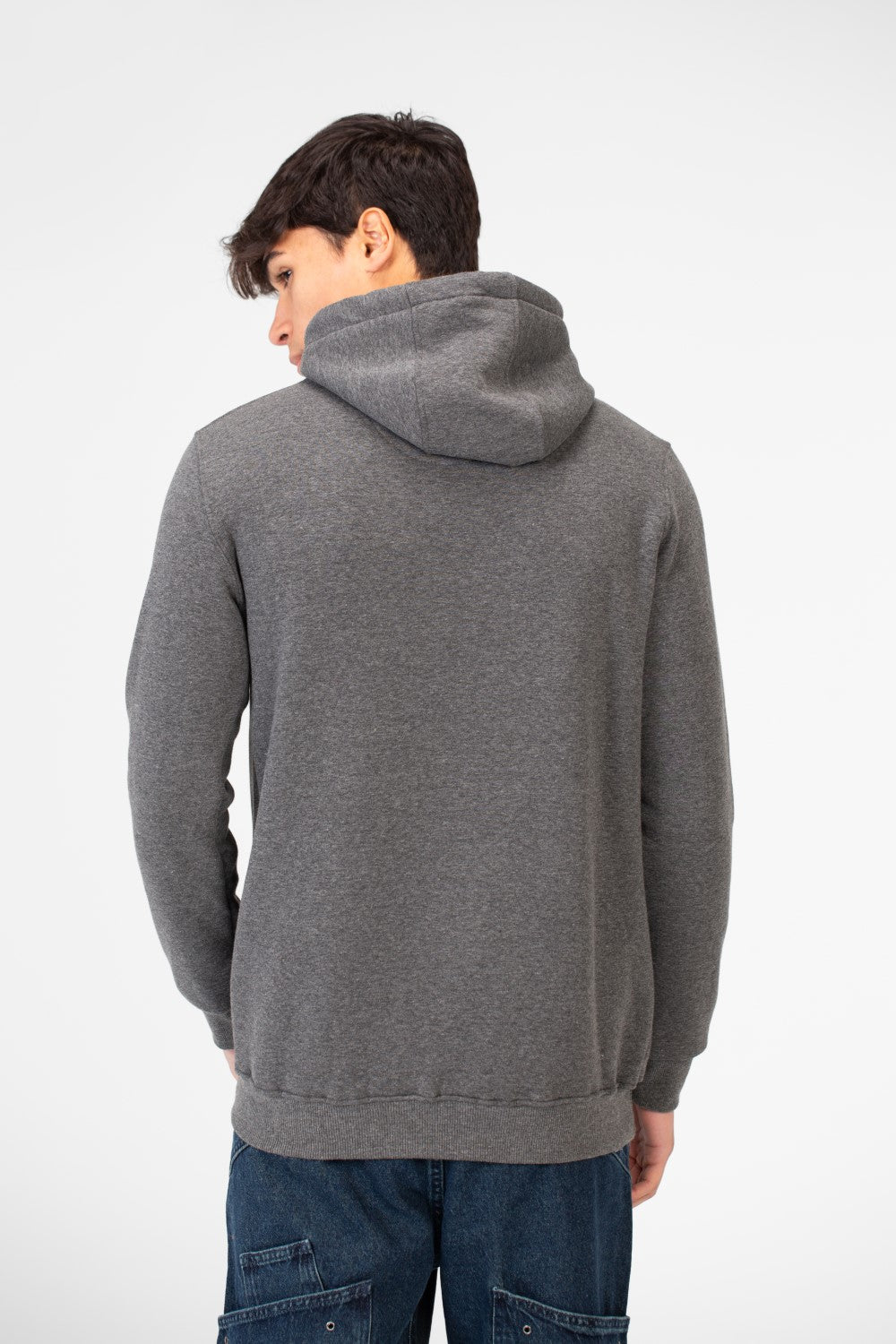 سويت شيرت هودي رجالي Slim Fit أساسي بجيب أمامي