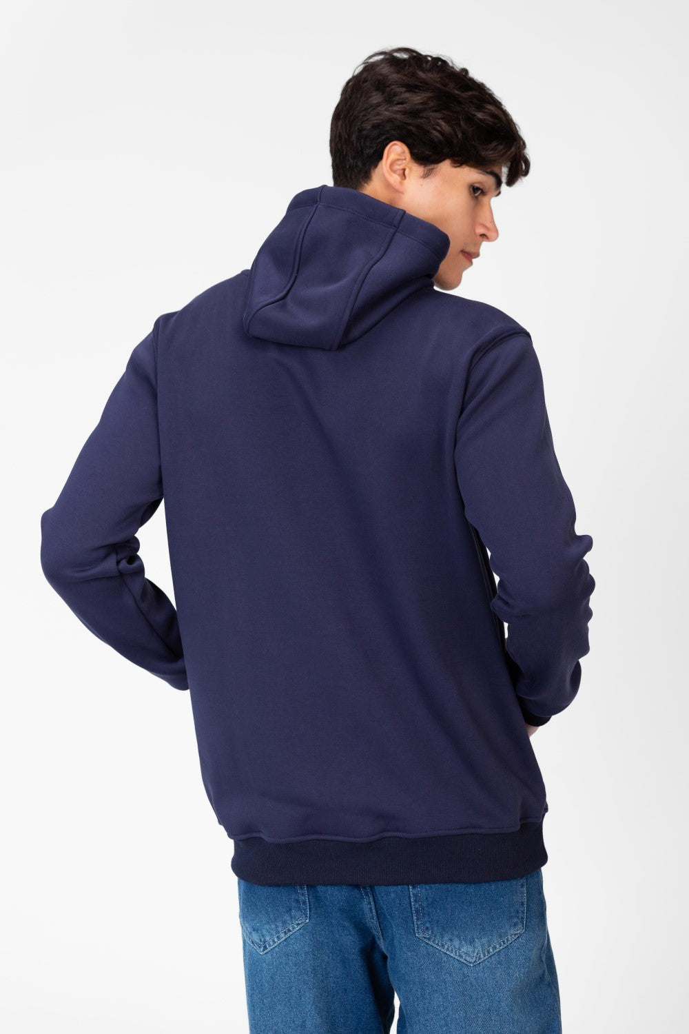 Men's Hooded Sweatshirt With Front Pocket And Long Sleeves