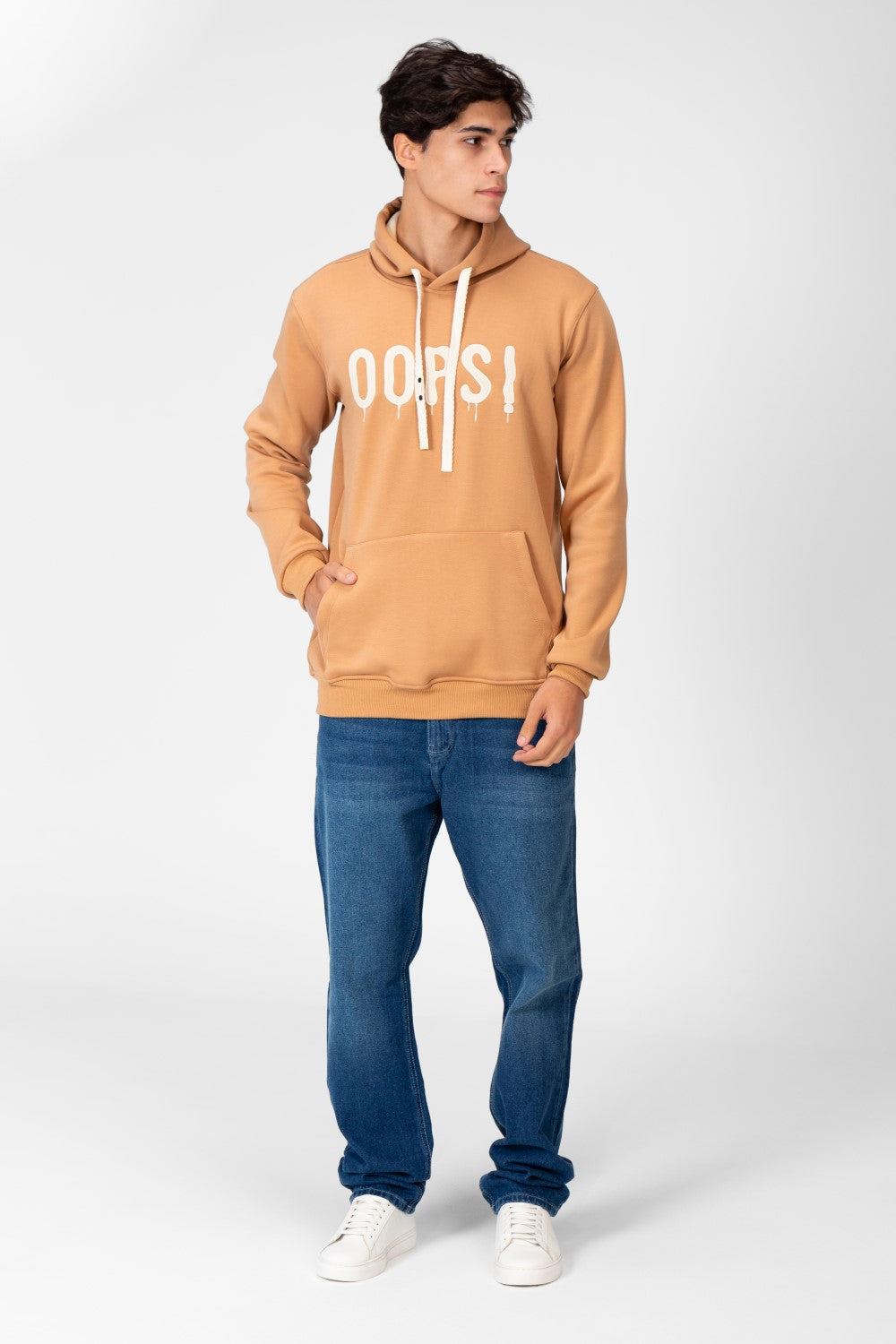 Men's Hooded Sweatshirt With Front Pocket And Long Sleeves