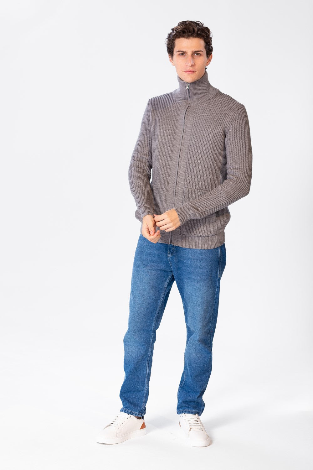 Men's Pullover With Zippers And Pockets With High Collar
