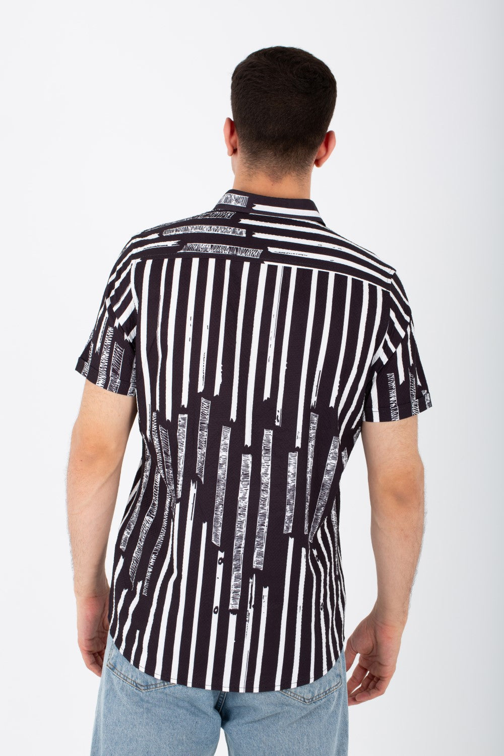 Mens Short Sleeve Striped Slim Fit Shirt In Printed Poplin Material