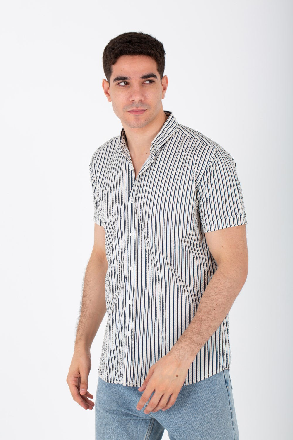 Mens Striped Half Sleeve Shirt With A Collar And Buttons On The Front