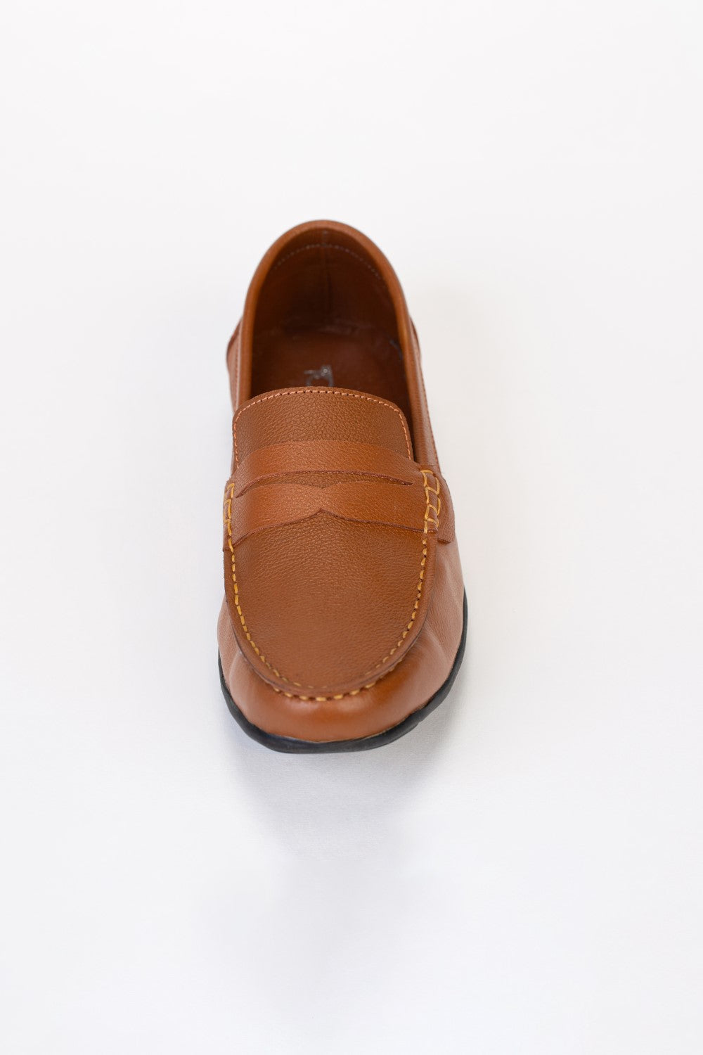 Mens Leather Shoes With High Quality Material And Basic Colors