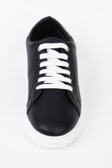 Mens Basic Sneakers Shoes With A Simple Design For Daily Use