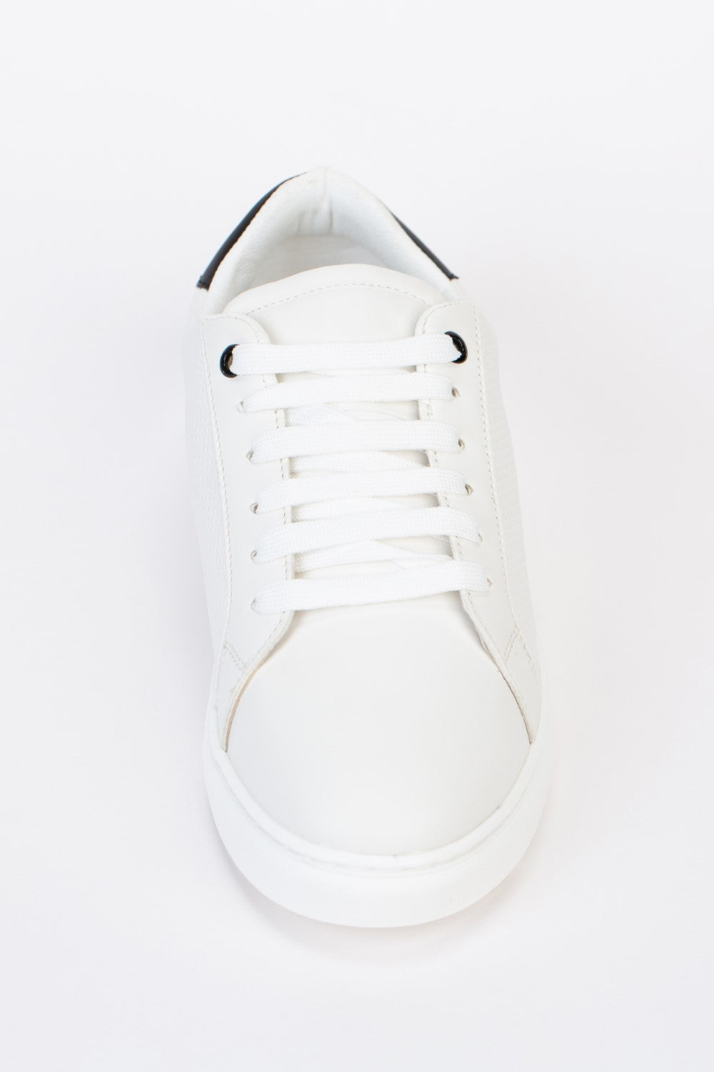 Mens Basic Sneakers Shoes With A Simple Design For Daily Use