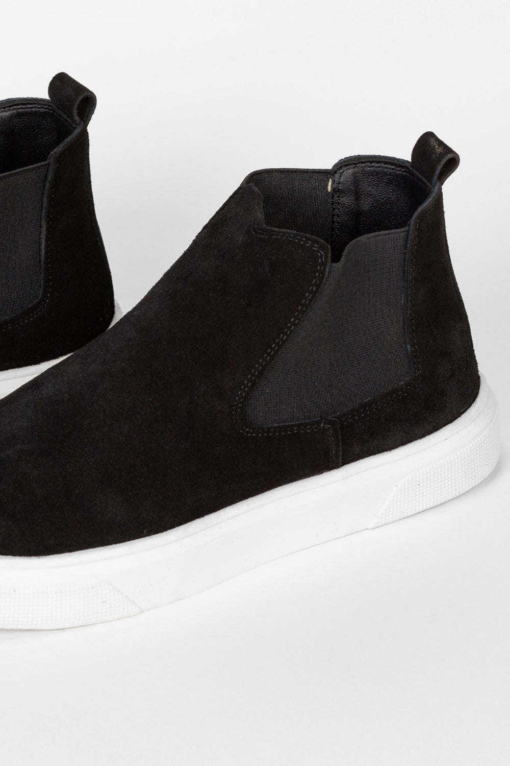Men's Tomato Half Boot Shoes With A Modern Design