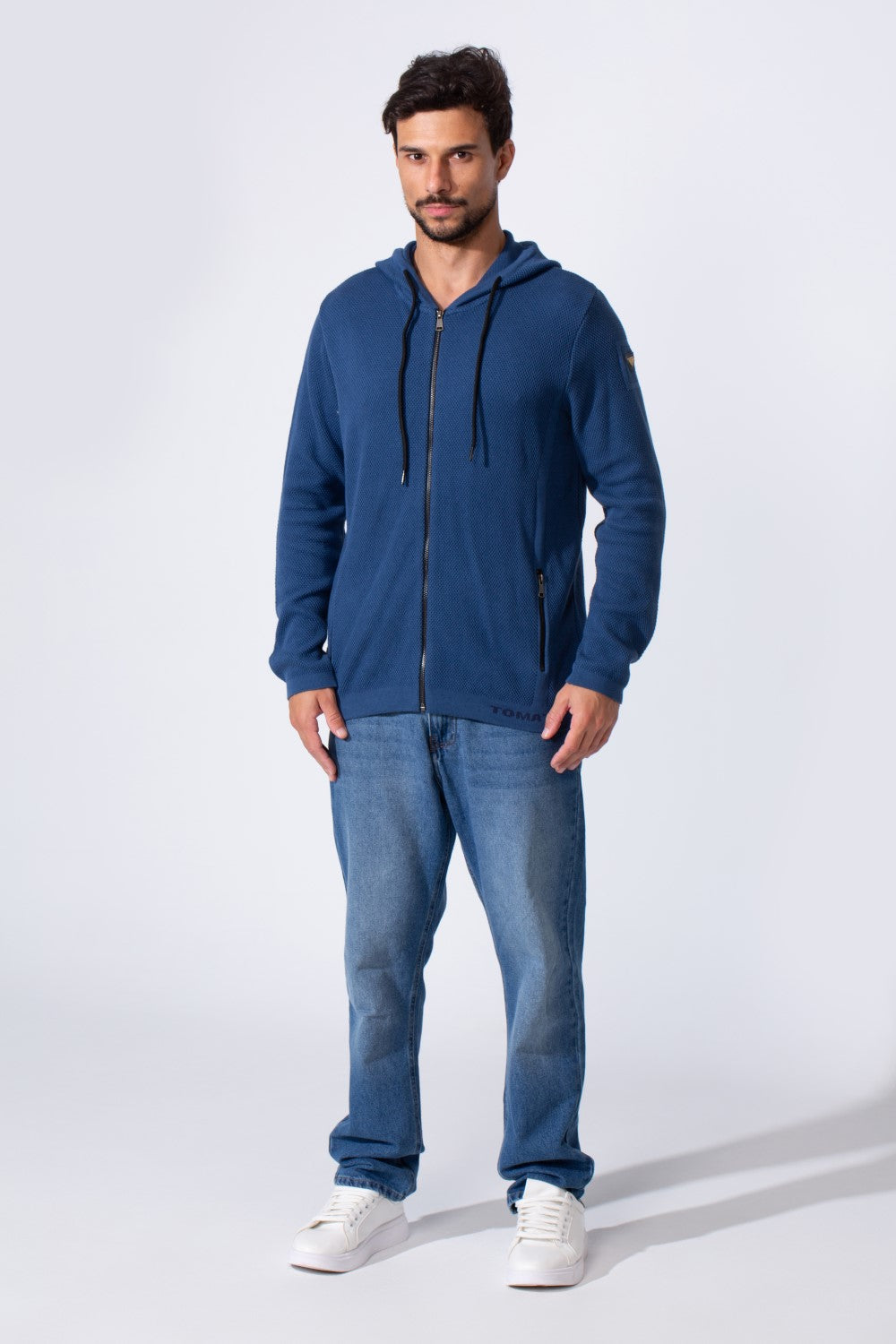 Men's Slim Fit Cotton Hood Pullover With Long Sleeves And Pockets