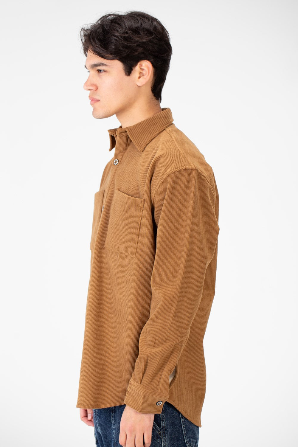 Men's Basic Velvet Shirt With Front Pockets And Long Sleeves
