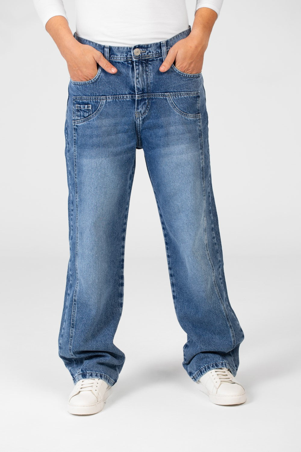 Men's Wide Leg Jeans Pants With Front Button Closure