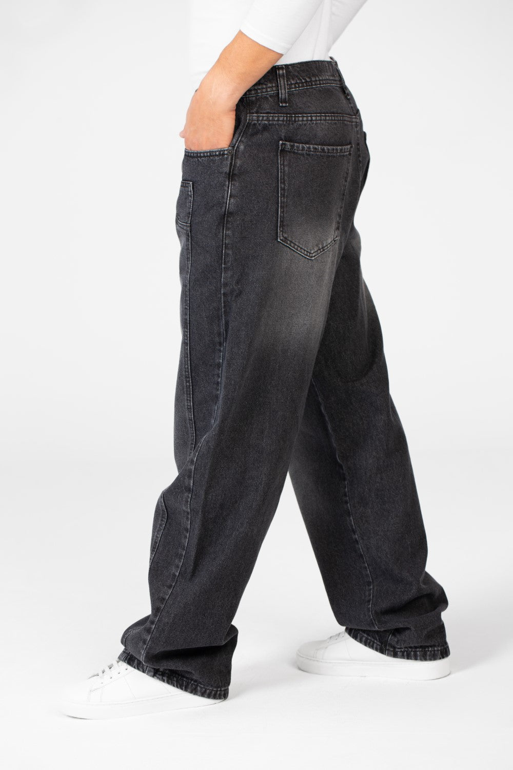 Men's Wide Leg Jeans Pants With Front Button Closure