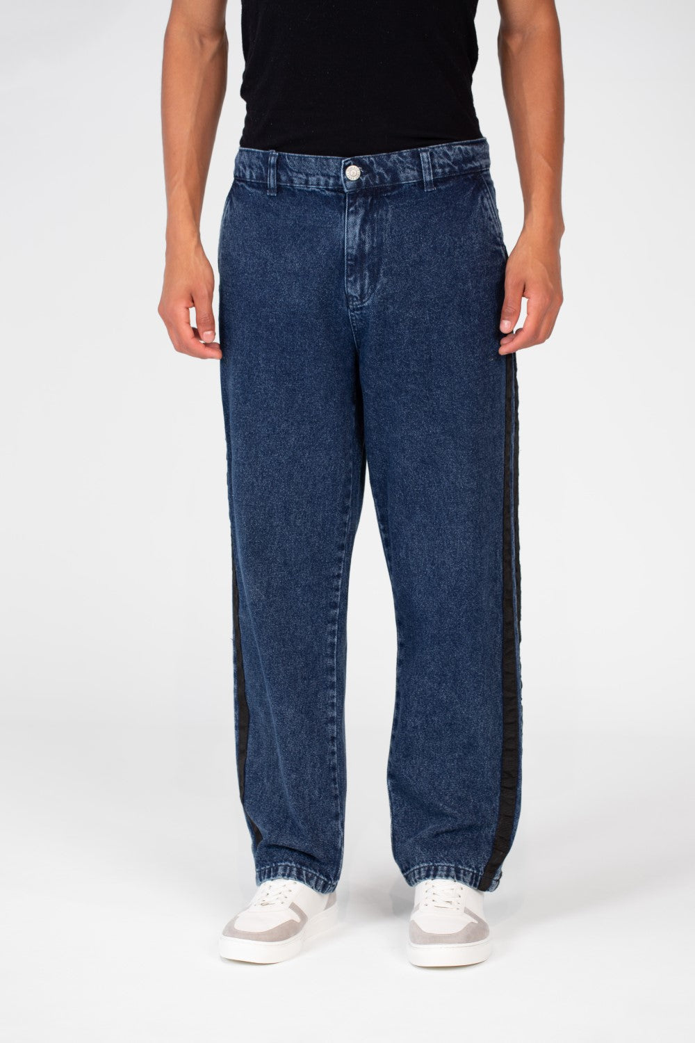 Men's Wide Leg Jeans Pants With Basic Details