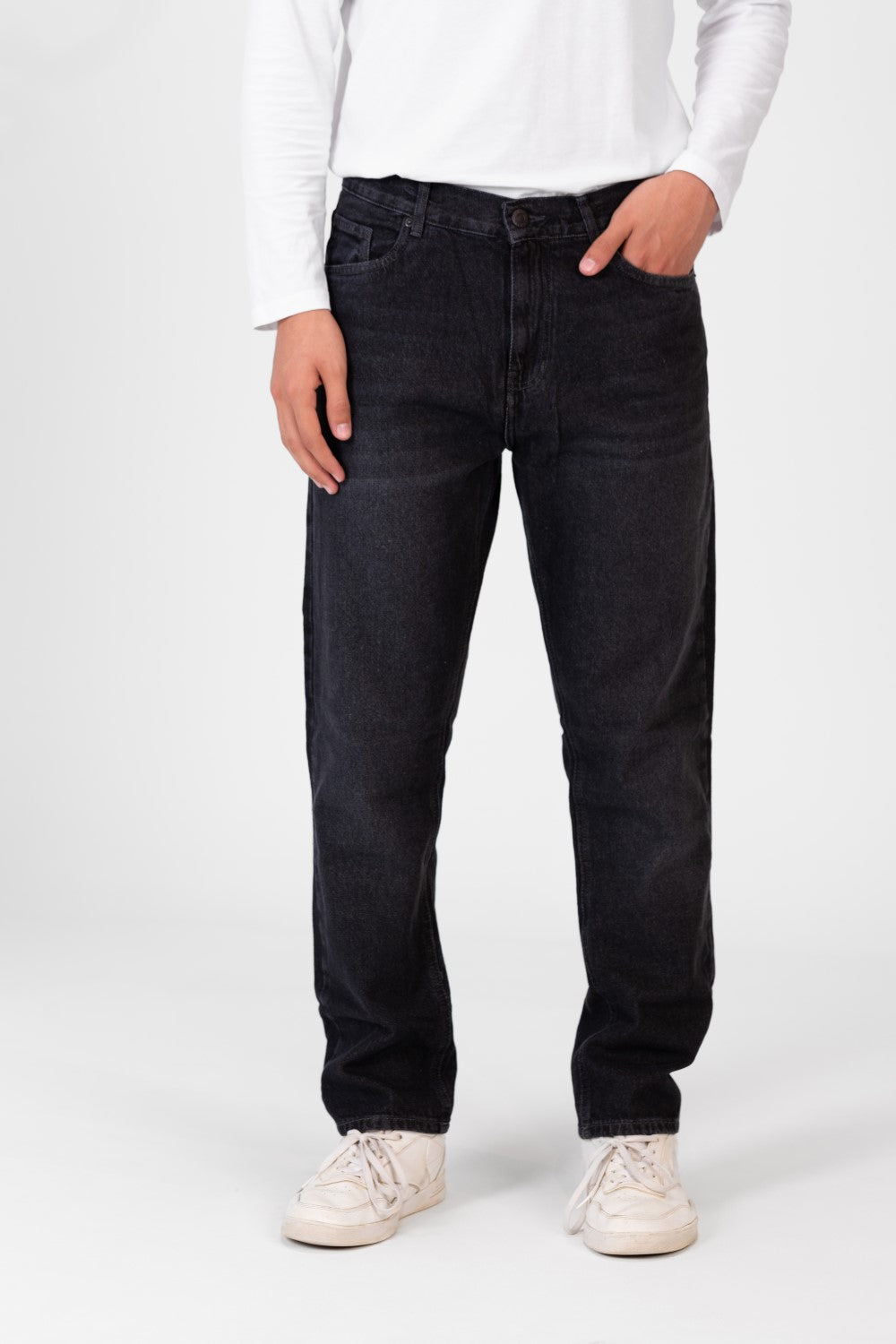 Men's Wide Leg Jeans Pants With Five Pockets And Button Front