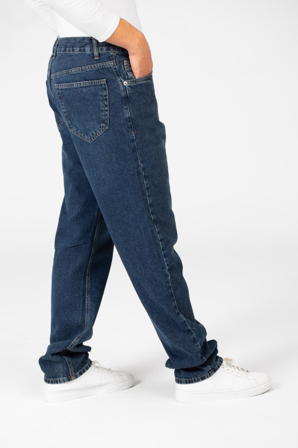 Men's Wide Leg Jeans Pants With Five Pockets And Button Front