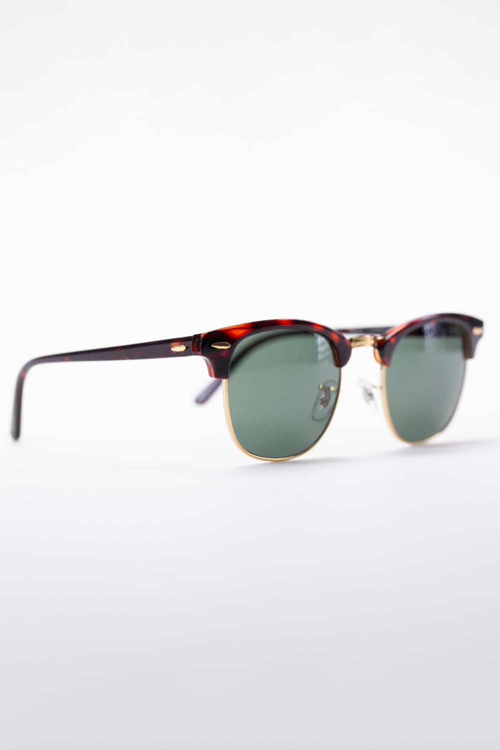 Men's Sunglasses With Different Frame And High Quality Materials
