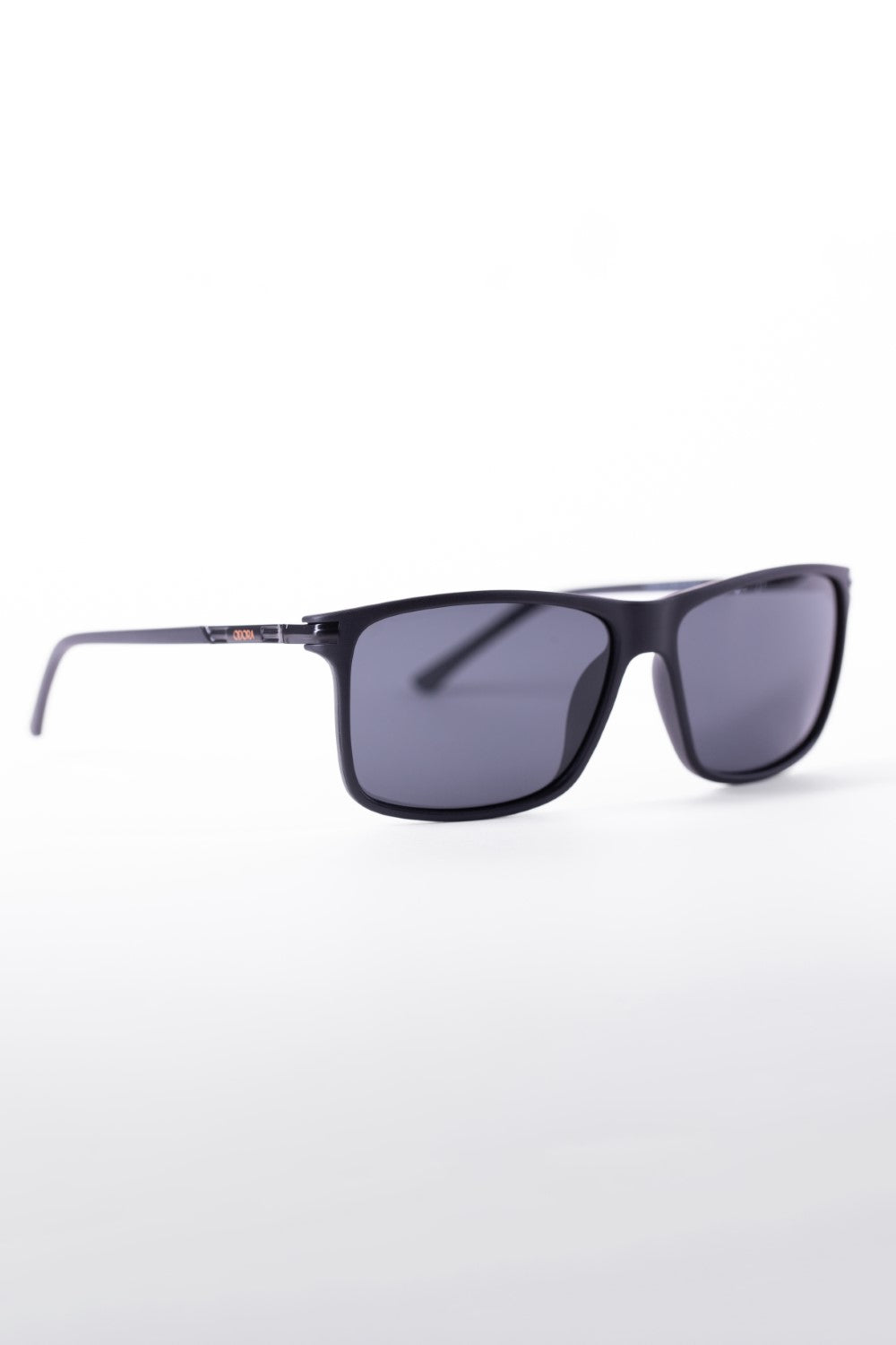 Men's Sunglasses With Basic Frame Suitable For Everyday Wear