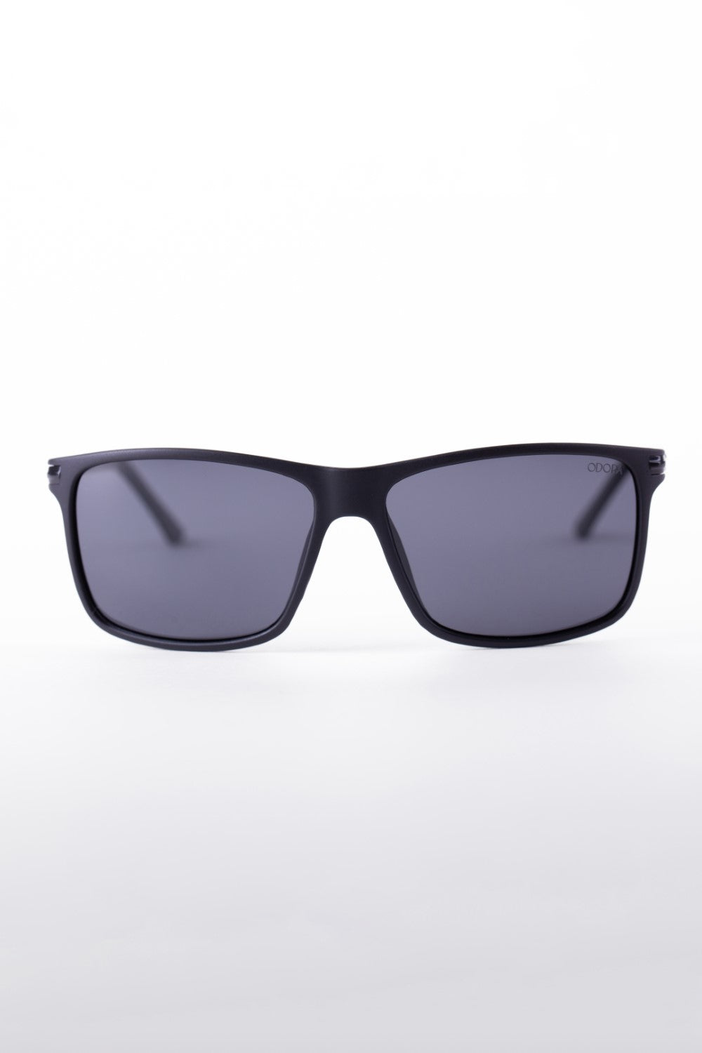 Men's Sunglasses With Basic Frame Suitable For Everyday Wear