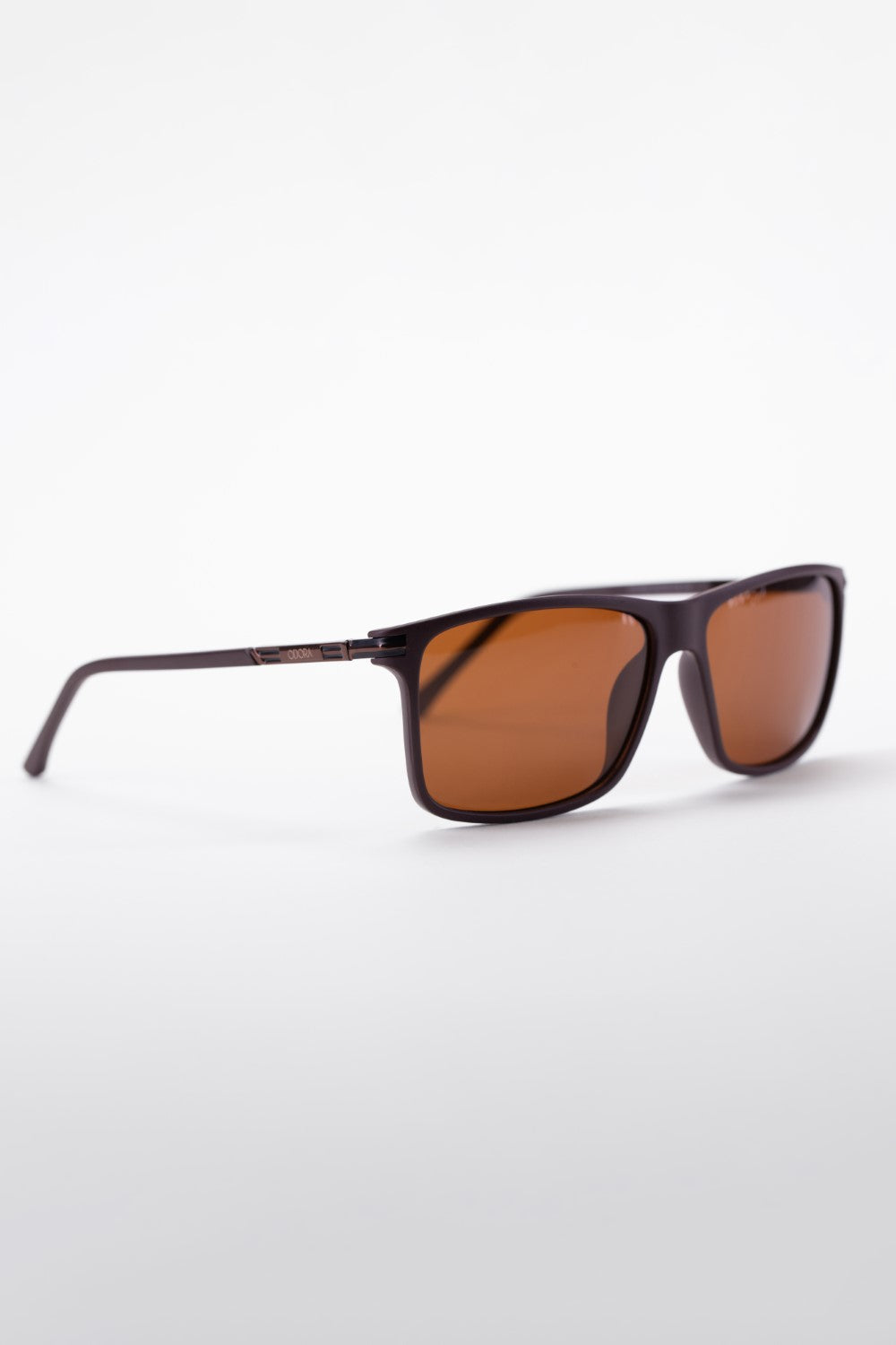 Men's Sunglasses With Basic Frame Suitable For Everyday Wear