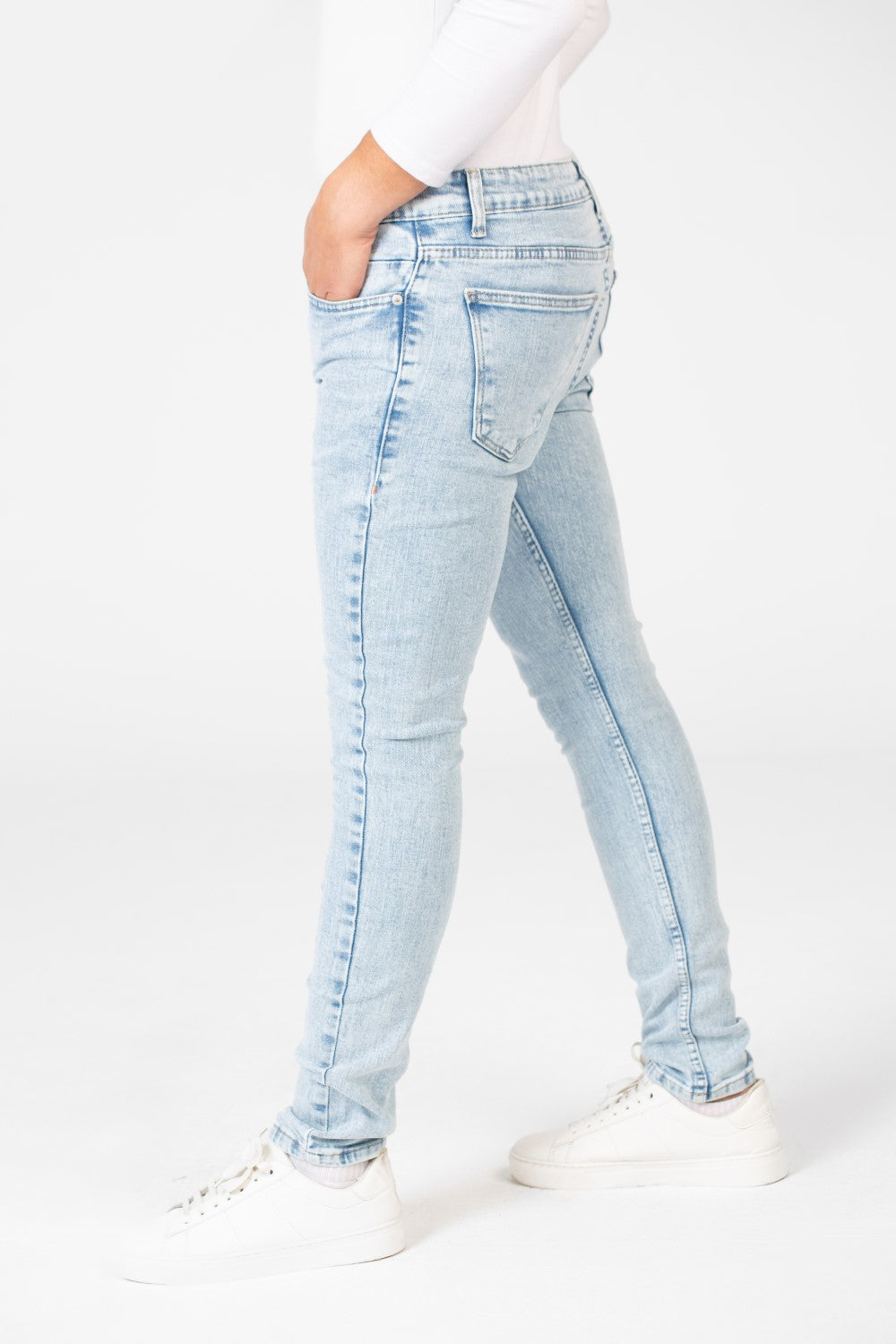 Men's Jeans Used Pants With A Skinny Fit