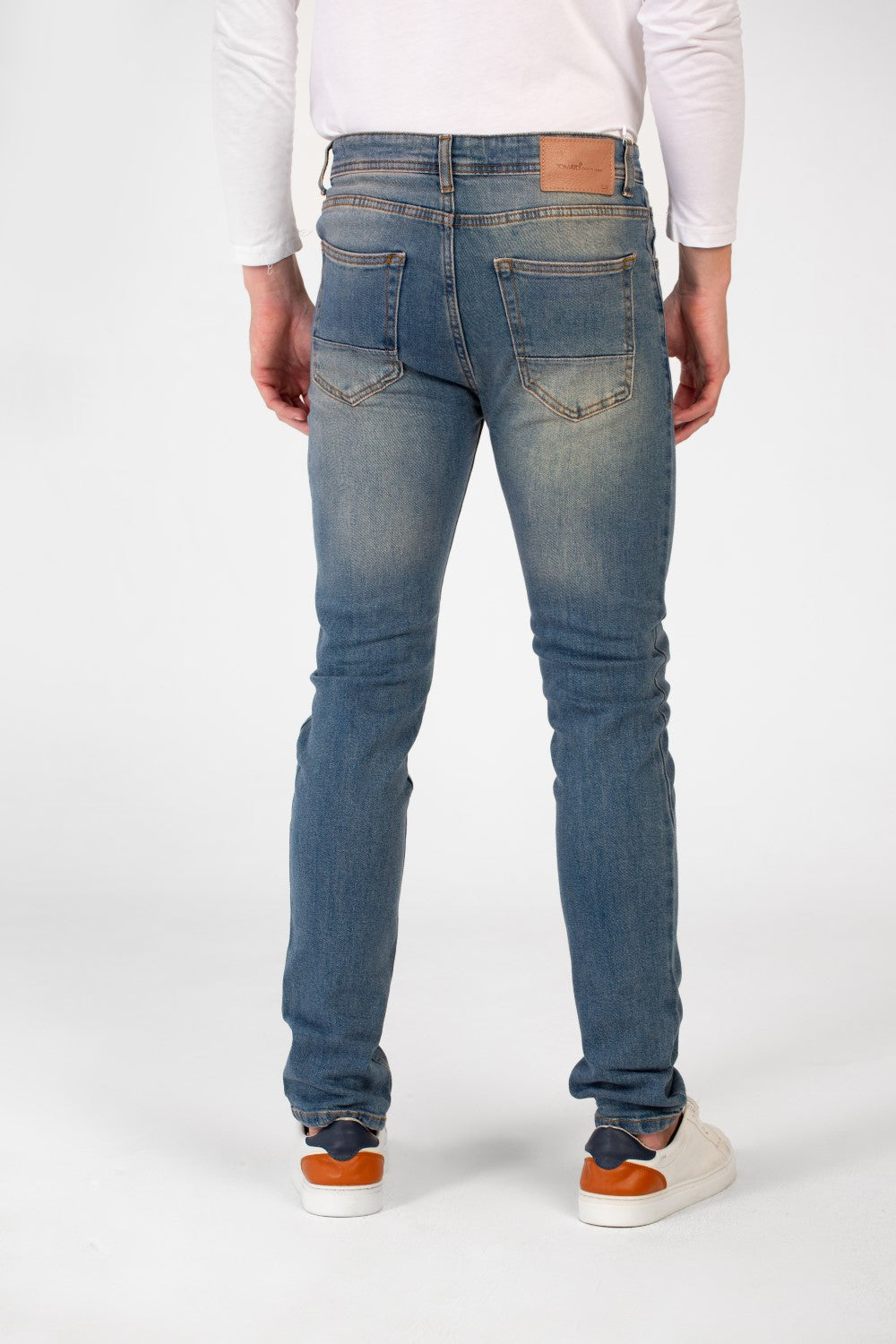 Men's Used Slim Fit Tomato Jeans Pants With Essential Details And Five Pockets