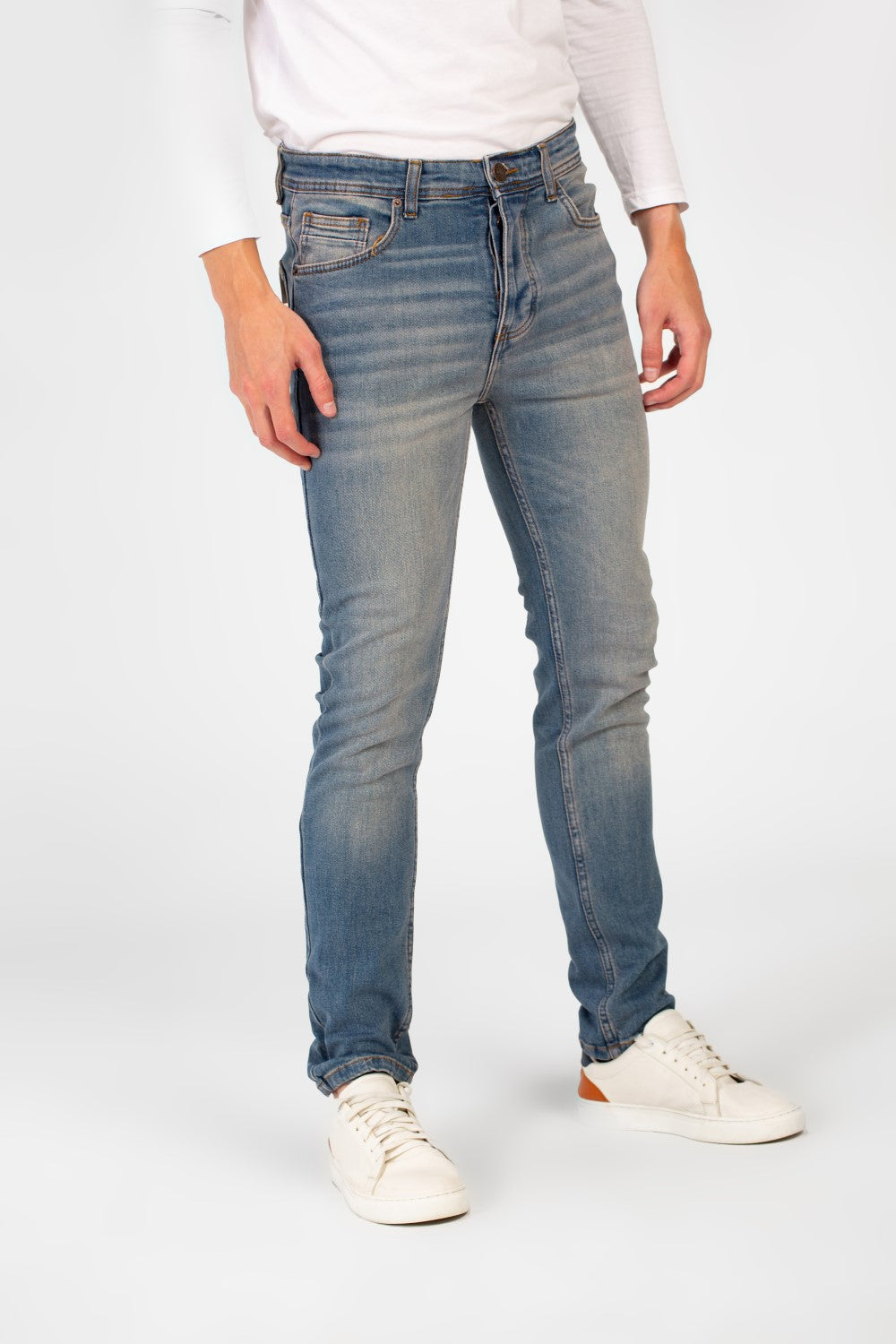 Men's Used Slim Fit Tomato Jeans Pants With Essential Details And Five Pockets