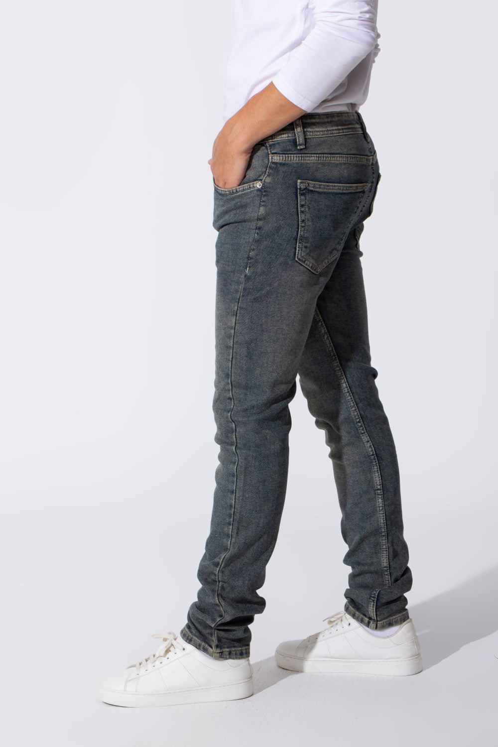 Men's Used Slim Fit Tomato Five Pocket Modern Jeans