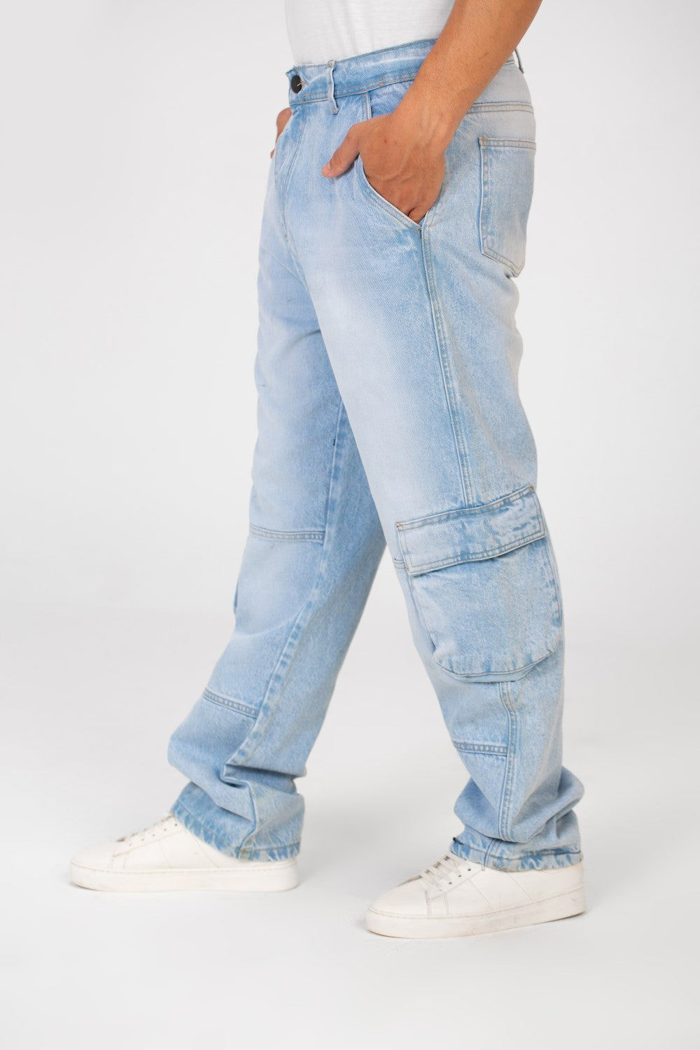 Men's Cargo Jeans Pants With A Modern Fit And Side Pockets