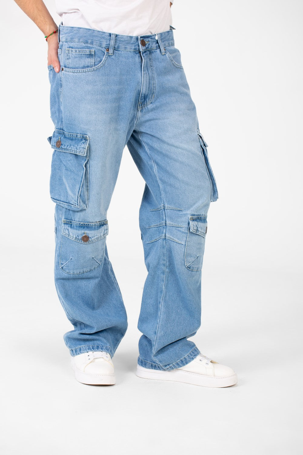 Men's Cargo Jeans Pants With Modern Pockets And A Comfortable Fit
