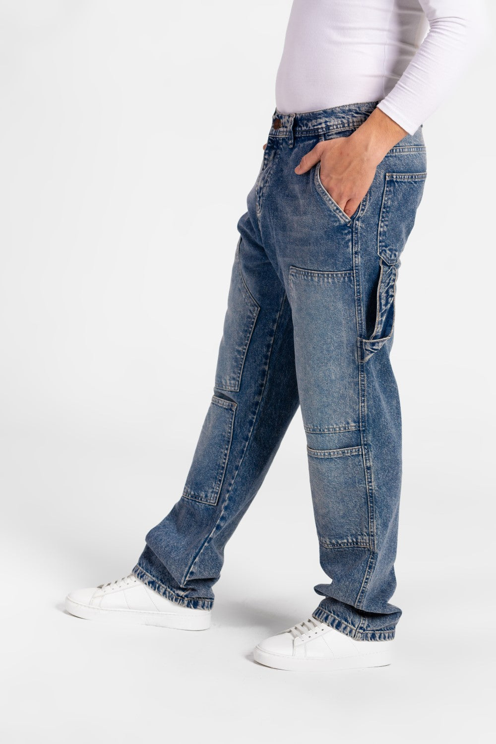 Men's Front And Back Pockets Cargo Jeans Pants In Modern Cut