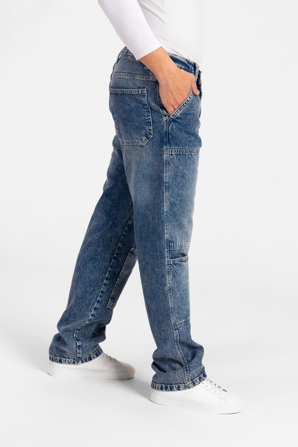 Men's Front And Back Pockets Cargo Jeans Pants In Modern Cut