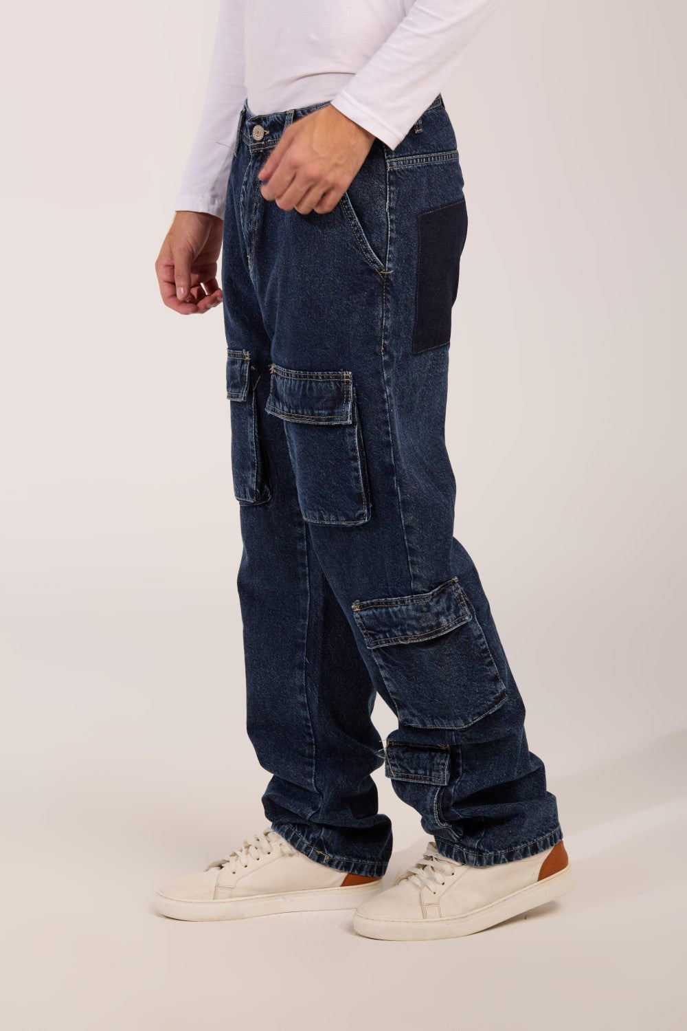 Men's cargo jeans Pants With Pockets And A Modern Design