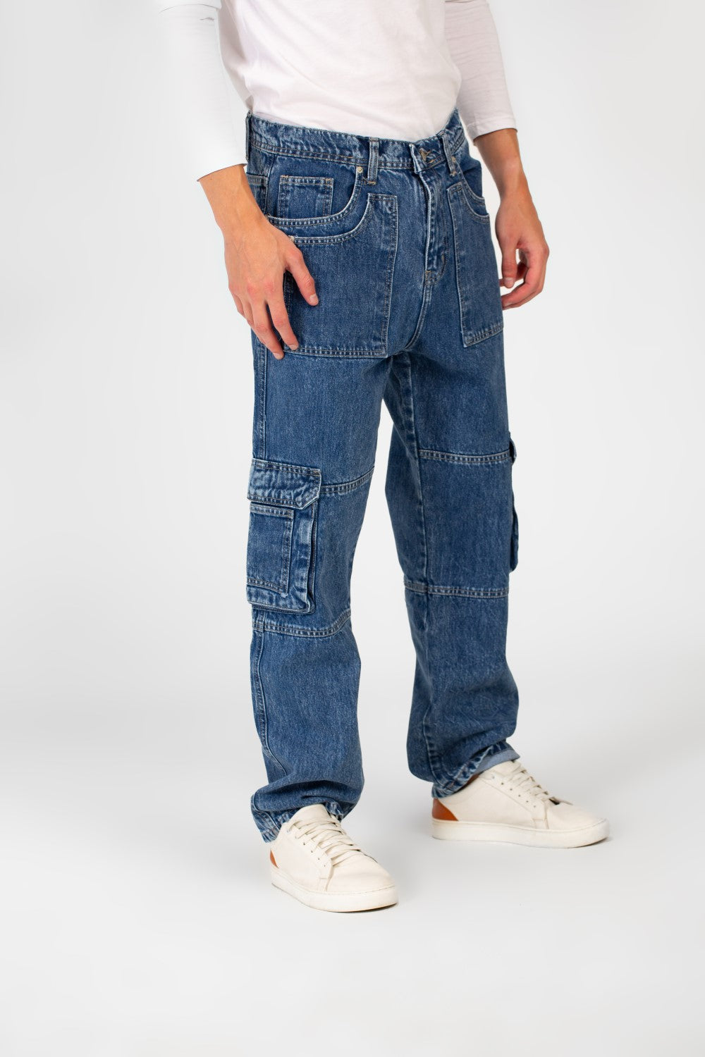 Men's Cargo Jeans Pants With A Modern Fit And Pockets