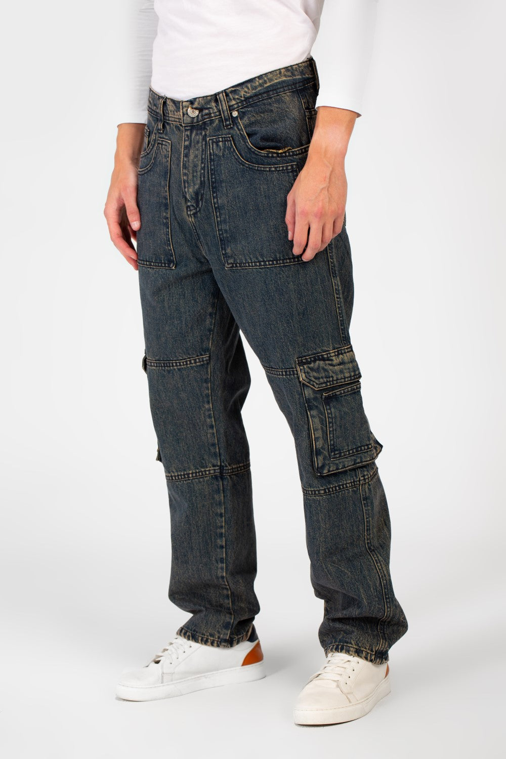 Men's Cargo Jeans Pants With A Modern Fit And Pockets